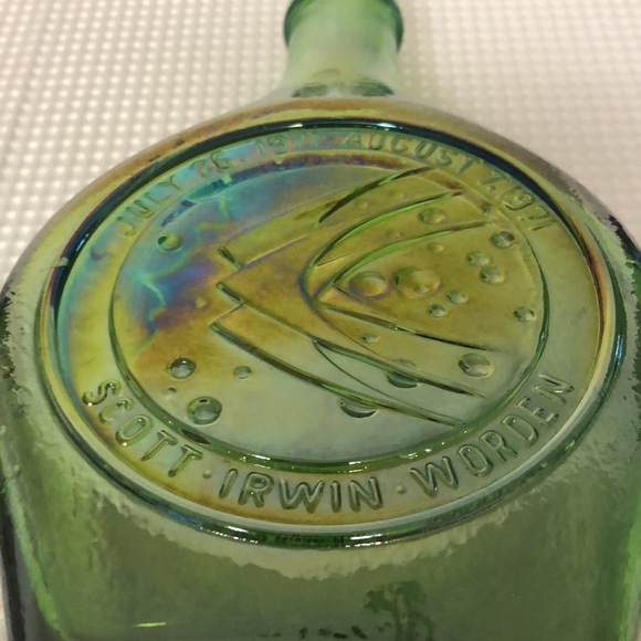 2 Wheaton Glass Apollo 15 & Apollo 17 Iridescent Decanter Bottles Vintage Rare - Picture 9 of 14